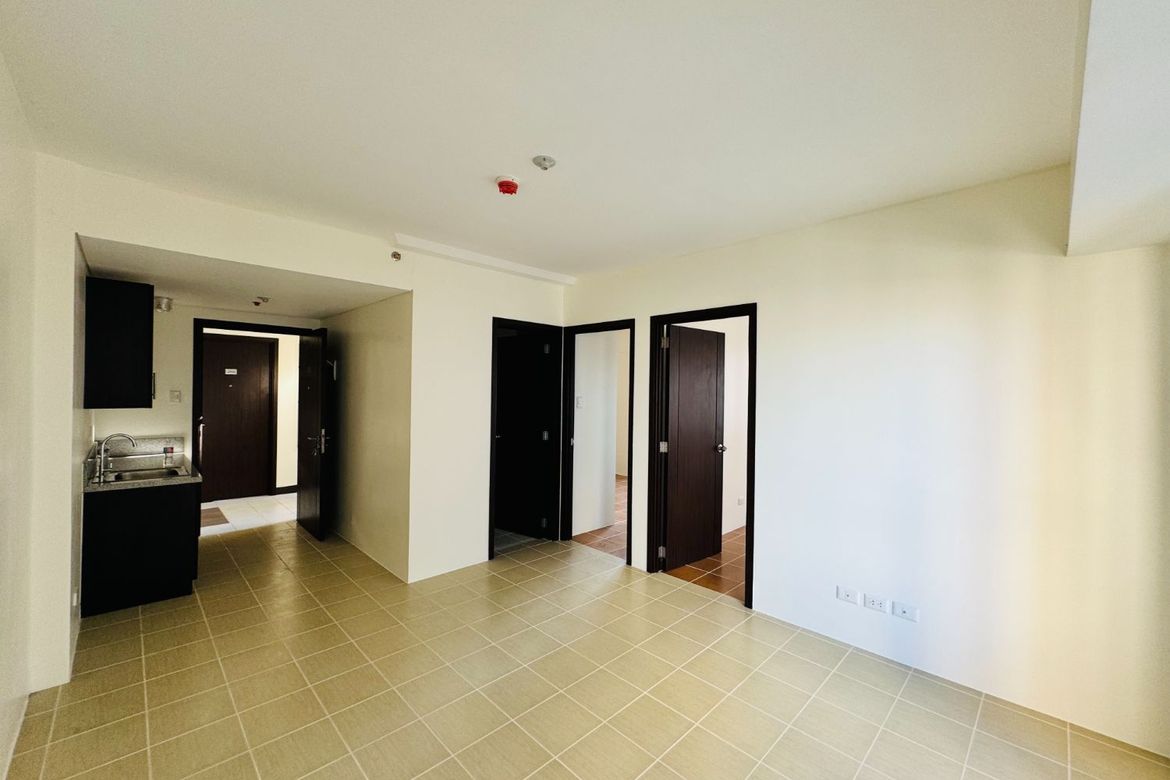 2 Bedroom Condo for Sale in Pioneer Woodlands, Barangka Ilaya, Mandaluyong, Metro Manila near MRT-3 Boni – photo 5