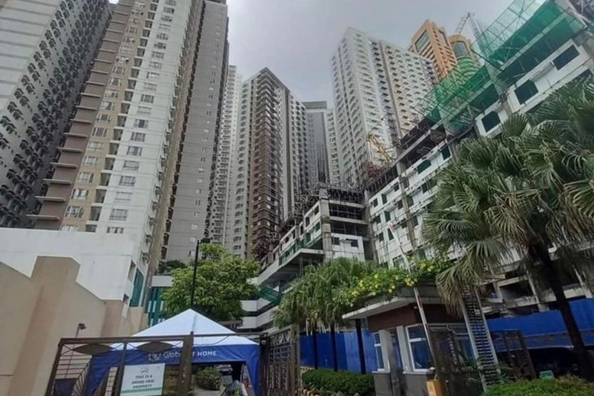 2 Bedroom Condo for Sale in Pioneer Woodlands, Barangka Ilaya, Mandaluyong, Metro Manila near MRT-3 Boni – photo 6