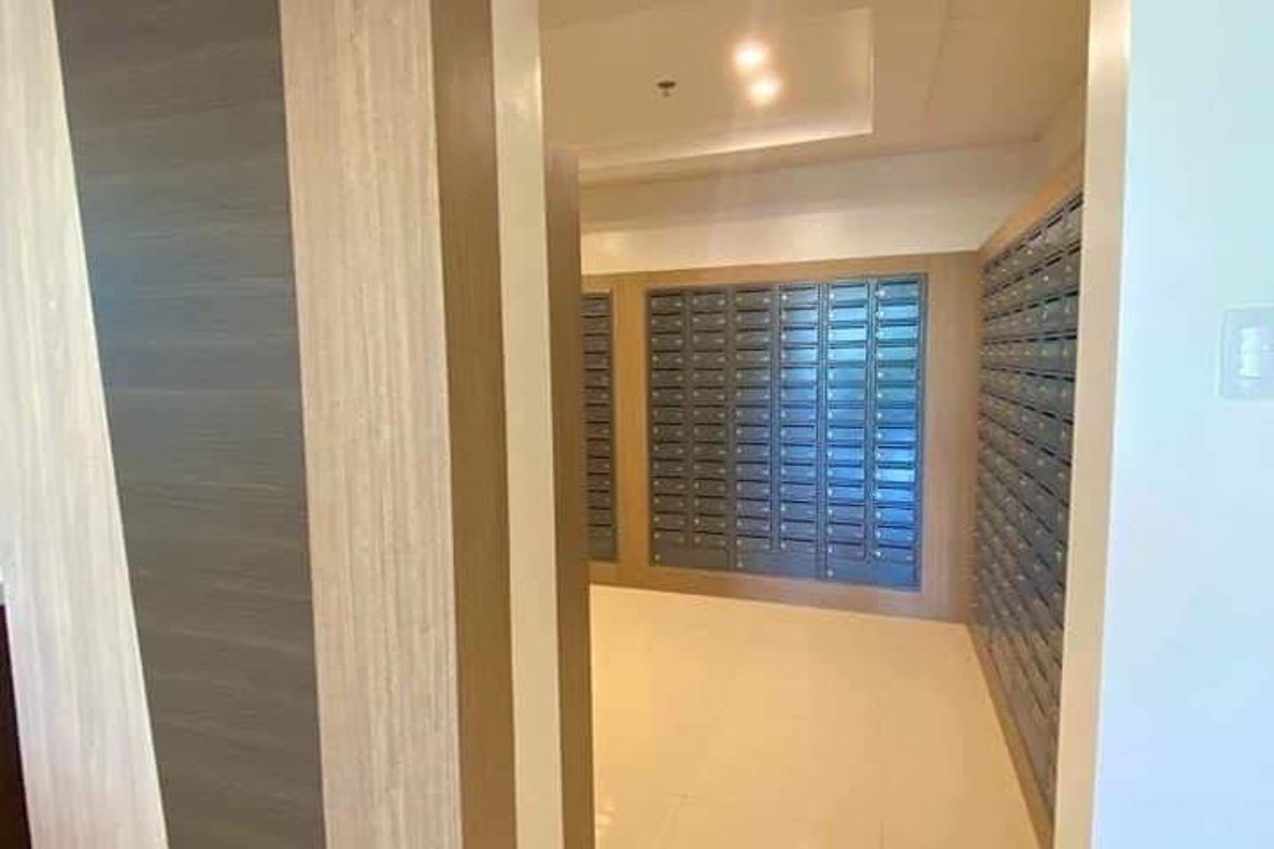 2 Bedroom Condo for Sale in Pioneer Woodlands, Barangka Ilaya, Mandaluyong, Metro Manila near MRT-3 Boni – photo 8