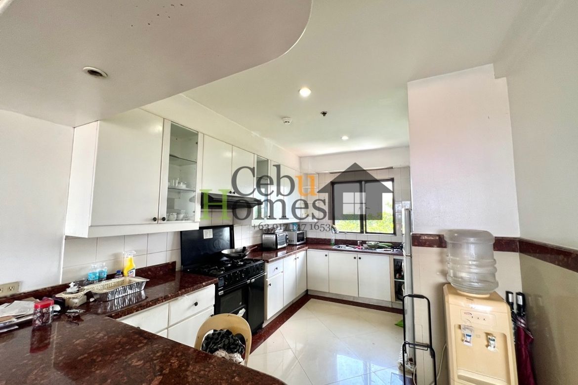 2 Bedroom Condo for Sale in Punta Engaño, Lapu-Lapu, Cebu – photo 3