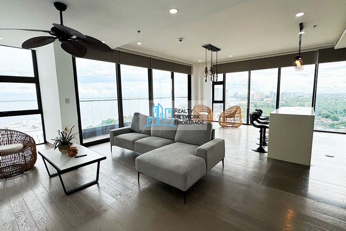 2 Bedroom Condo for Sale in Punta Engaño, Lapu-Lapu, Cebu – photo 5