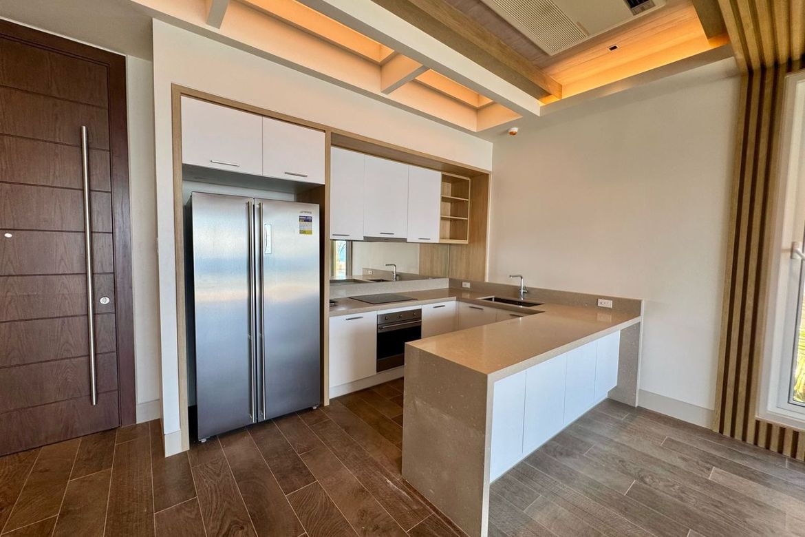 2 Bedroom Condo for Sale in Punta Engaño, Lapu-Lapu, Cebu – photo 4