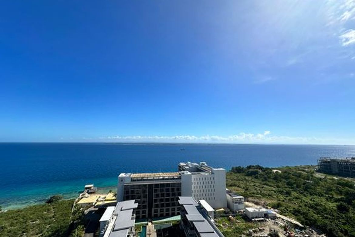 2 Bedroom Condo for Sale in Punta Engaño, Lapu-Lapu, Cebu