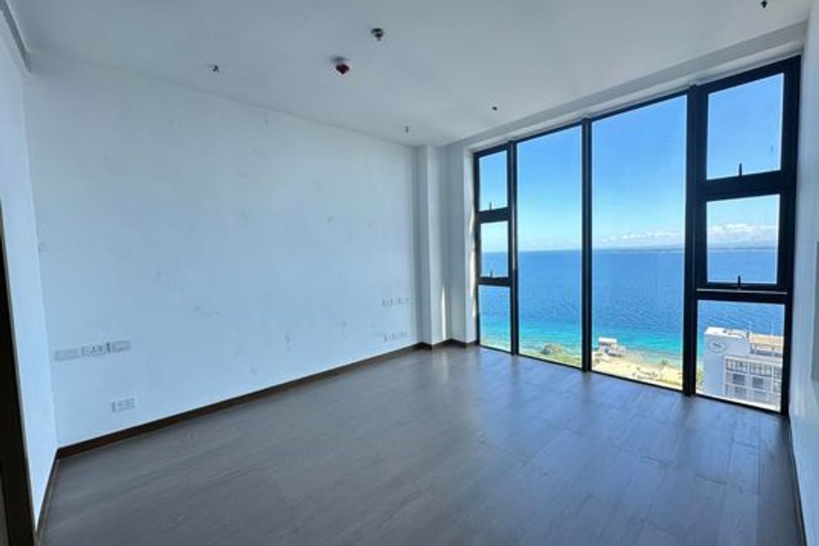 2 Bedroom Condo for Sale in Punta Engaño, Lapu-Lapu, Cebu – photo 3