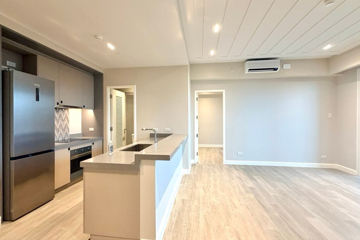 2 Bedroom Condo for Sale in Punta Engaño, Lapu-Lapu, Cebu – photo 4