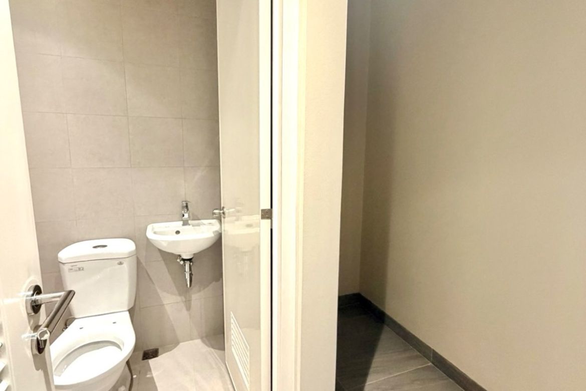 2 Bedroom Condo for Sale in Punta Engaño, Lapu-Lapu, Cebu – photo 8