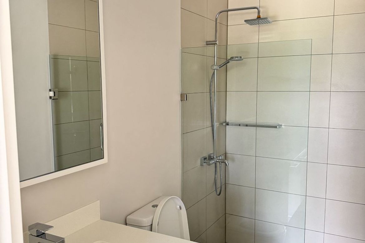 2 Bedroom Condo for Sale in Rockwell Center Bacolod, Mandalagan, Bacolod, Negros Occidental – photo 7