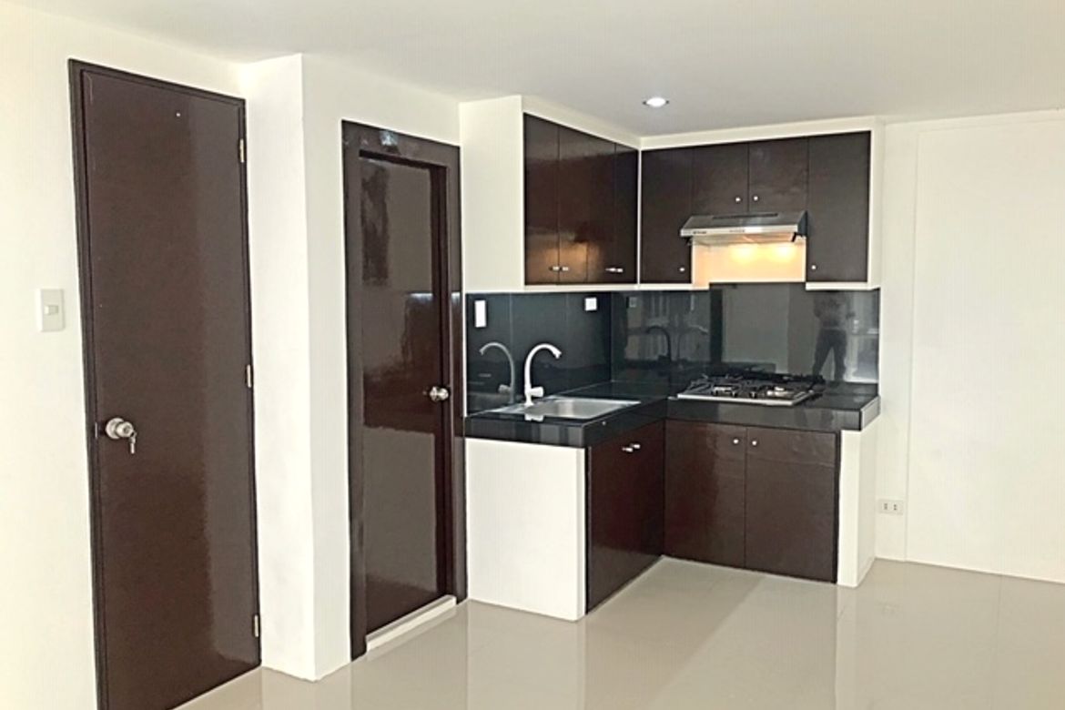 2 Bedroom Condo for Sale in San Isidro, Parañaque, Metro Manila – photo 3