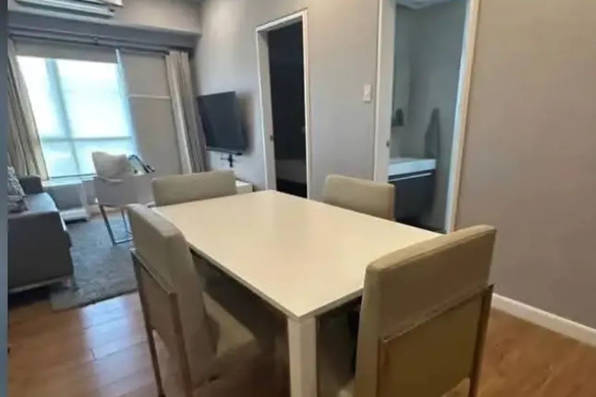 2 Bedroom Condo for Sale in San Lorenzo, Makati City