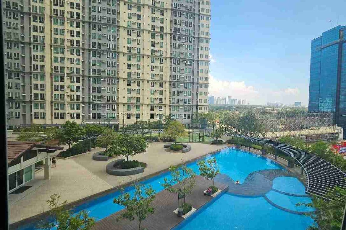 2 Bedroom Condo for Sale in San Lorenzo Place, Bangkal, Makati, Metro Manila near MRT-3 Magallanes – photo 8