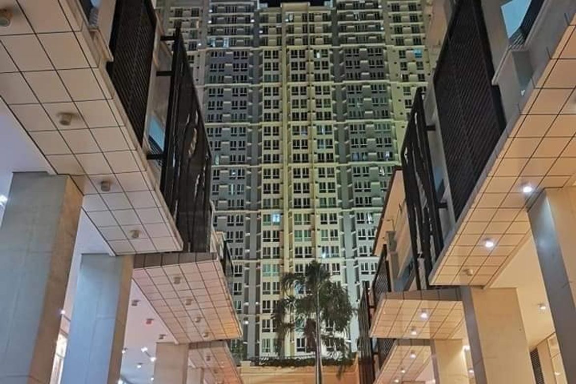 2 Bedroom Condo for Sale in San Lorenzo Place, Bangkal, Makati, Metro Manila near MRT-3 Magallanes – photo 6