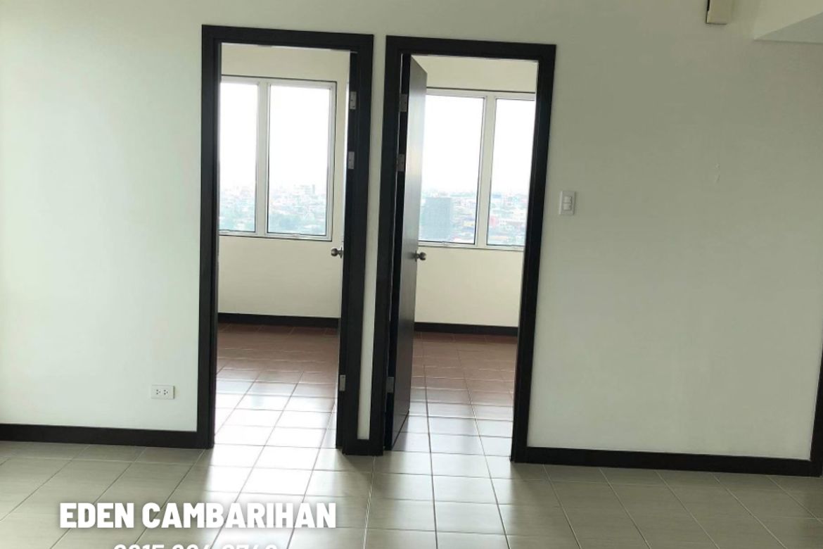 2 Bedroom Condo for Sale in San Lorenzo Place, Bangkal, Makati, Metro Manila near MRT-3 Magallanes – photo 8