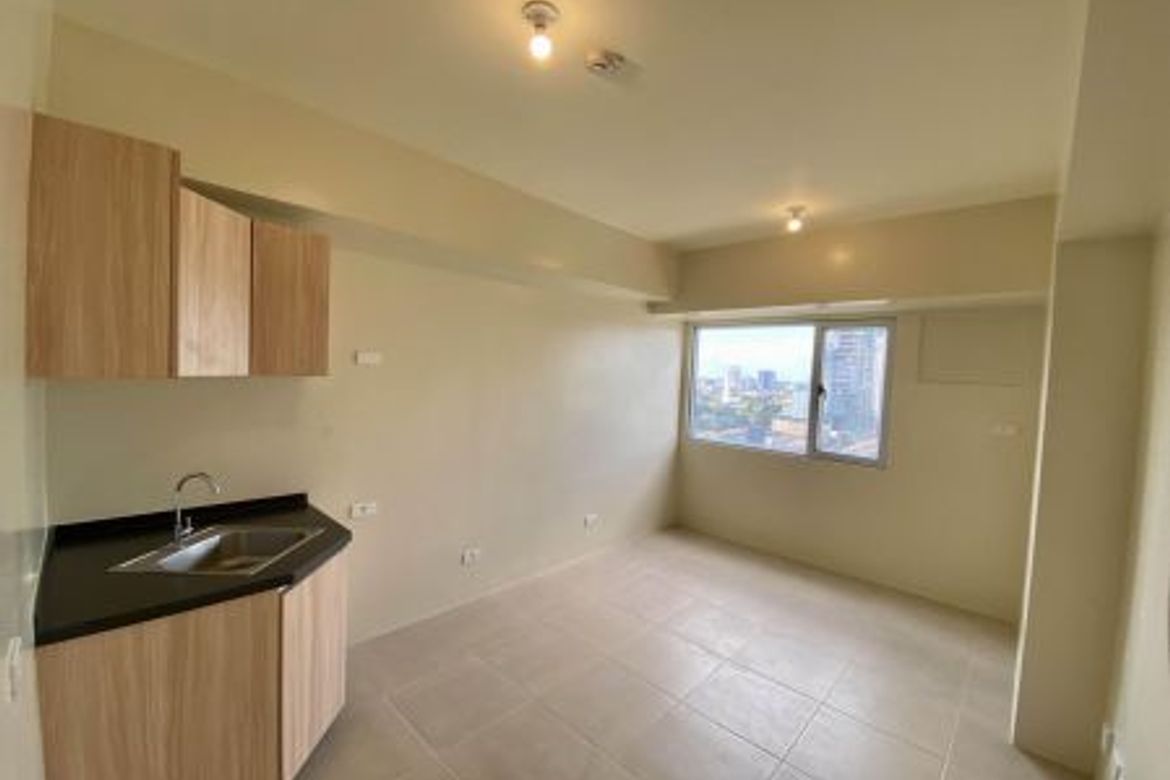 2 Bedroom Condo for Sale in Silang Junction North, Tagaytay, Cavite – photo 2