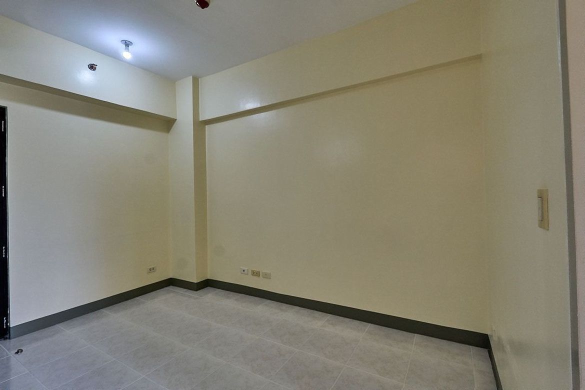 2 Bedroom Condo for Sale in Suntrust Treetop Villas, Hulo, Mandaluyong, Metro Manila – photo 5