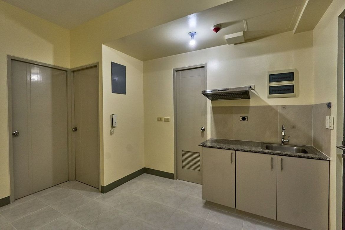 2 Bedroom Condo for Sale in Suntrust Treetop Villas, Hulo, Mandaluyong, Metro Manila – photo 7
