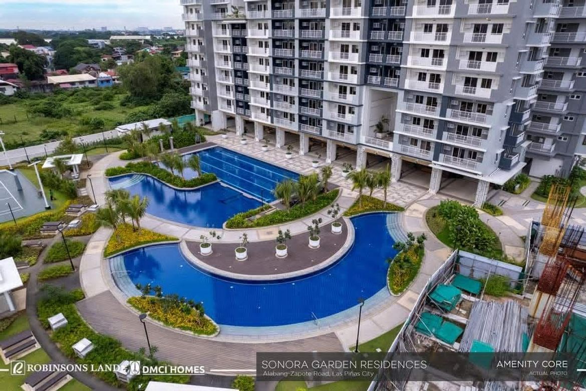 2 Bedroom Condo for Sale in Talon Tres, Las Piñas, Metro Manila