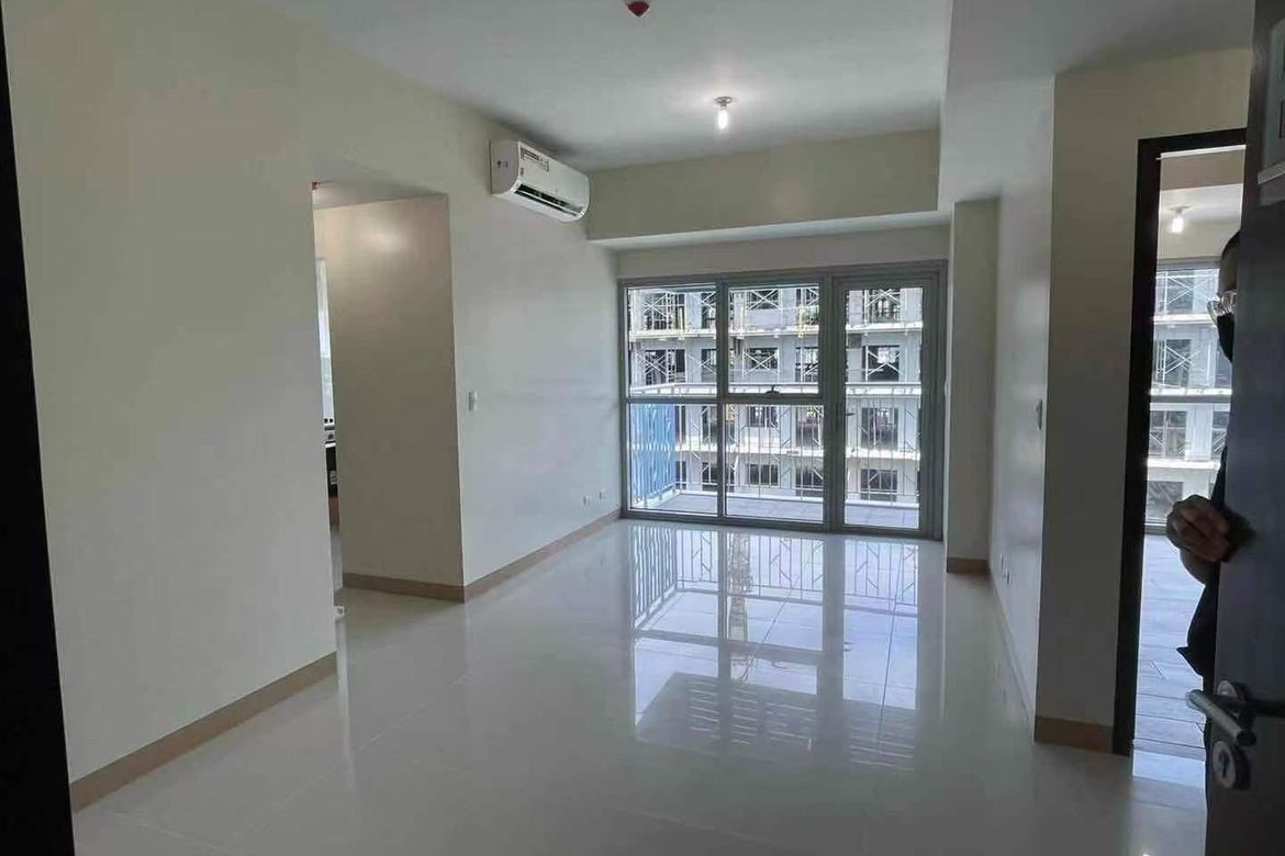 2 Bedroom Condo for Sale in Tambo, Parañaque, Metro Manila