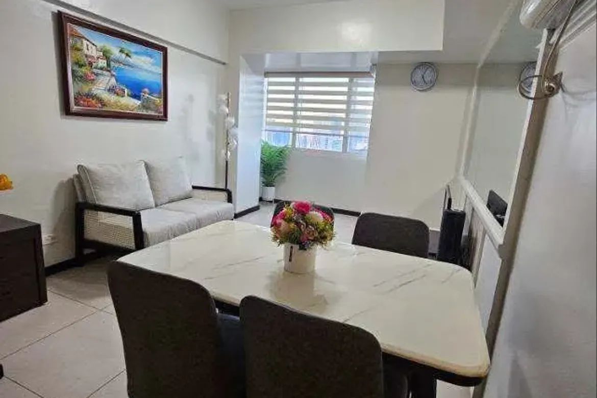 2 Bedroom Condo for Sale in The Columns At Legaspi Village, San Lorenzo, Makati City – photo 8
