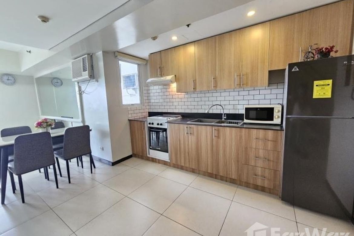 2 Bedroom Condo for Sale in The Columns At Legaspi Village, San Lorenzo, Makati City – photo 9