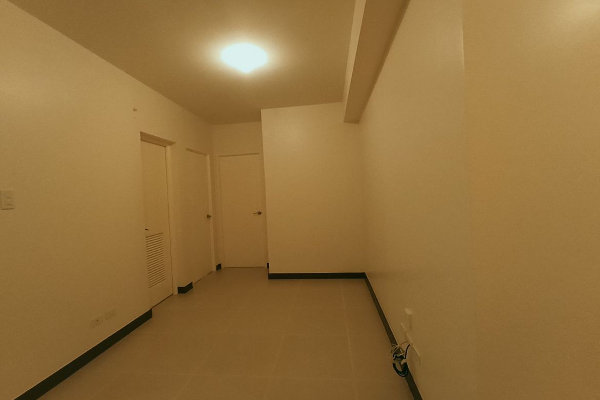 2 Bedroom Condo for Sale in The Crestmont, South Triangle, Quezon City, Metro Manila near MRT-3 Quezon Avenue – photo 3