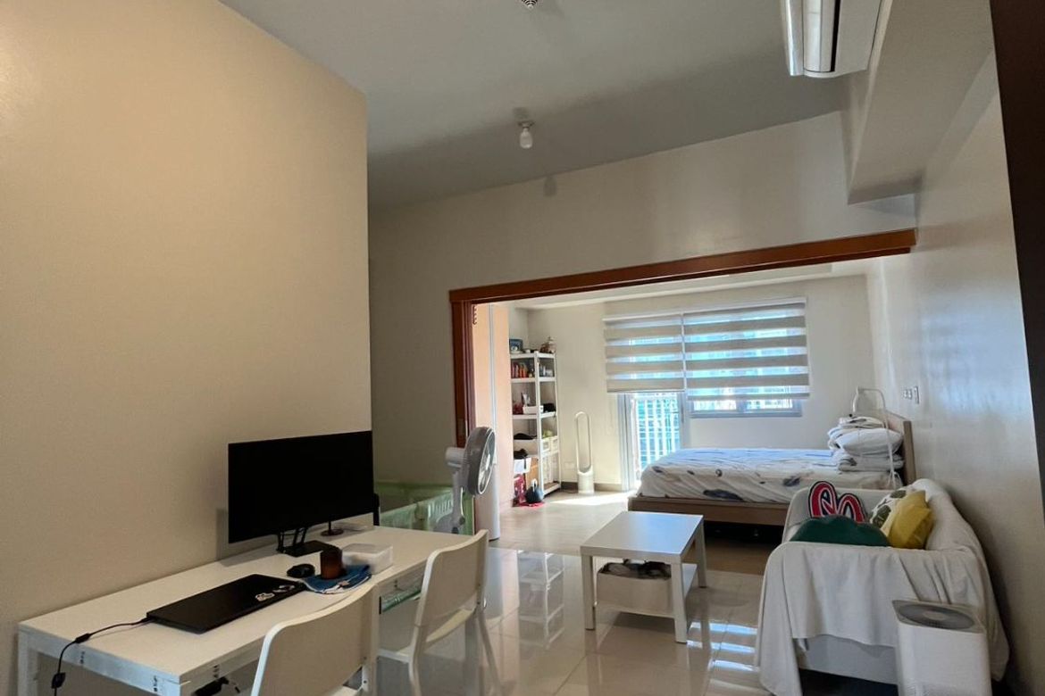 2 Bedroom Condo for Sale in The Ellis, Bel-Air, Makati, Metro Manila