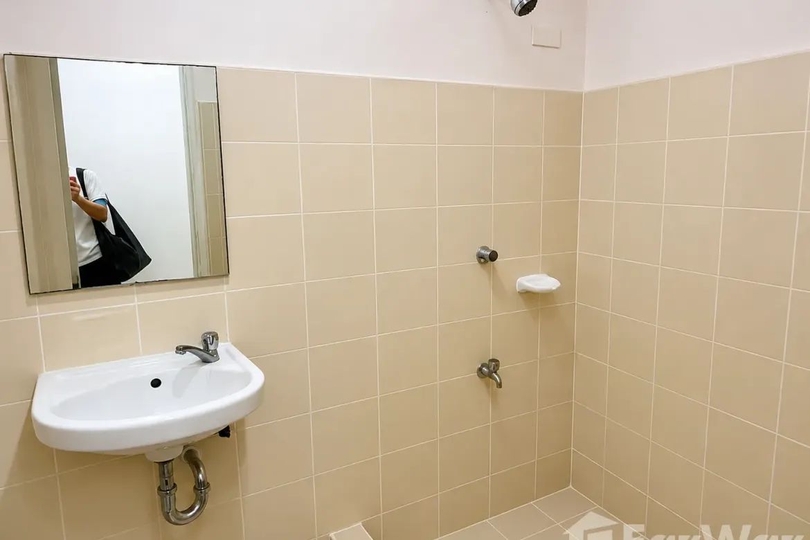 2 Bedroom Condo for Sale in The Grand Towers Manila, Malate, Manila, Metro Manila near LRT-1 Vito Cruz
