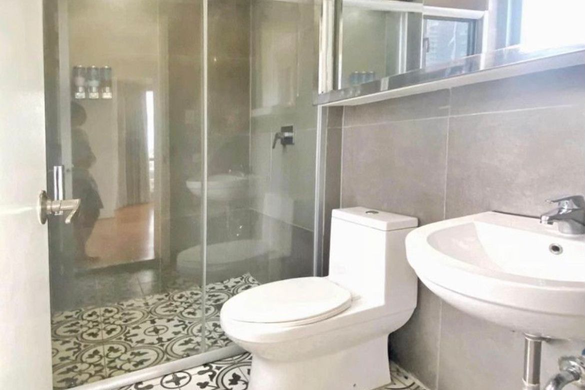 2 Bedroom Condo for Sale in The Infinity BGC, BGC, Taguig – photo 13