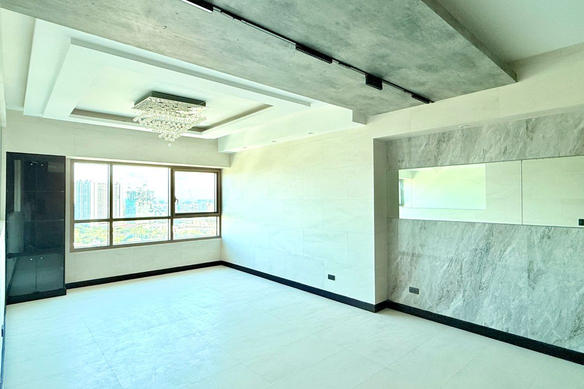 2 Bedroom Condo for Sale in The Residences at Greenbelt, San Lorenzo, Makati City near MRT-3 Ayala