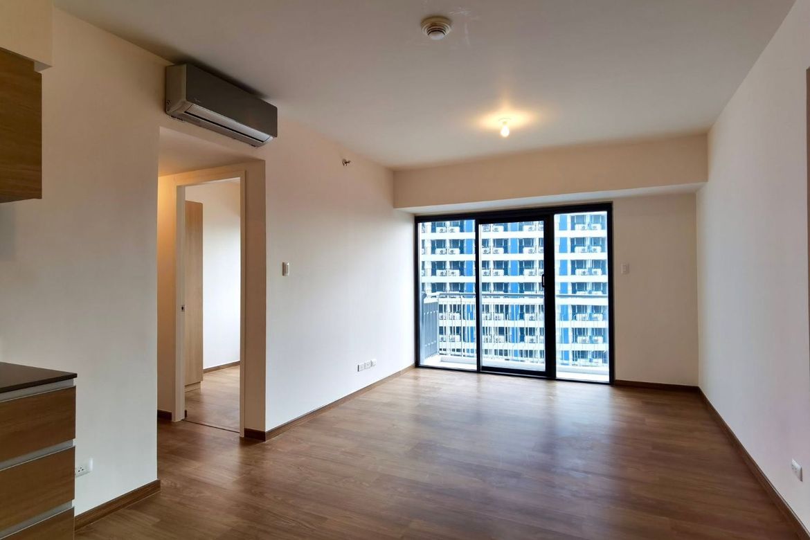 2 Bedroom Condo for Sale in The Rise Makati By Shangrila, San Antonio, Makati, Metro Manila