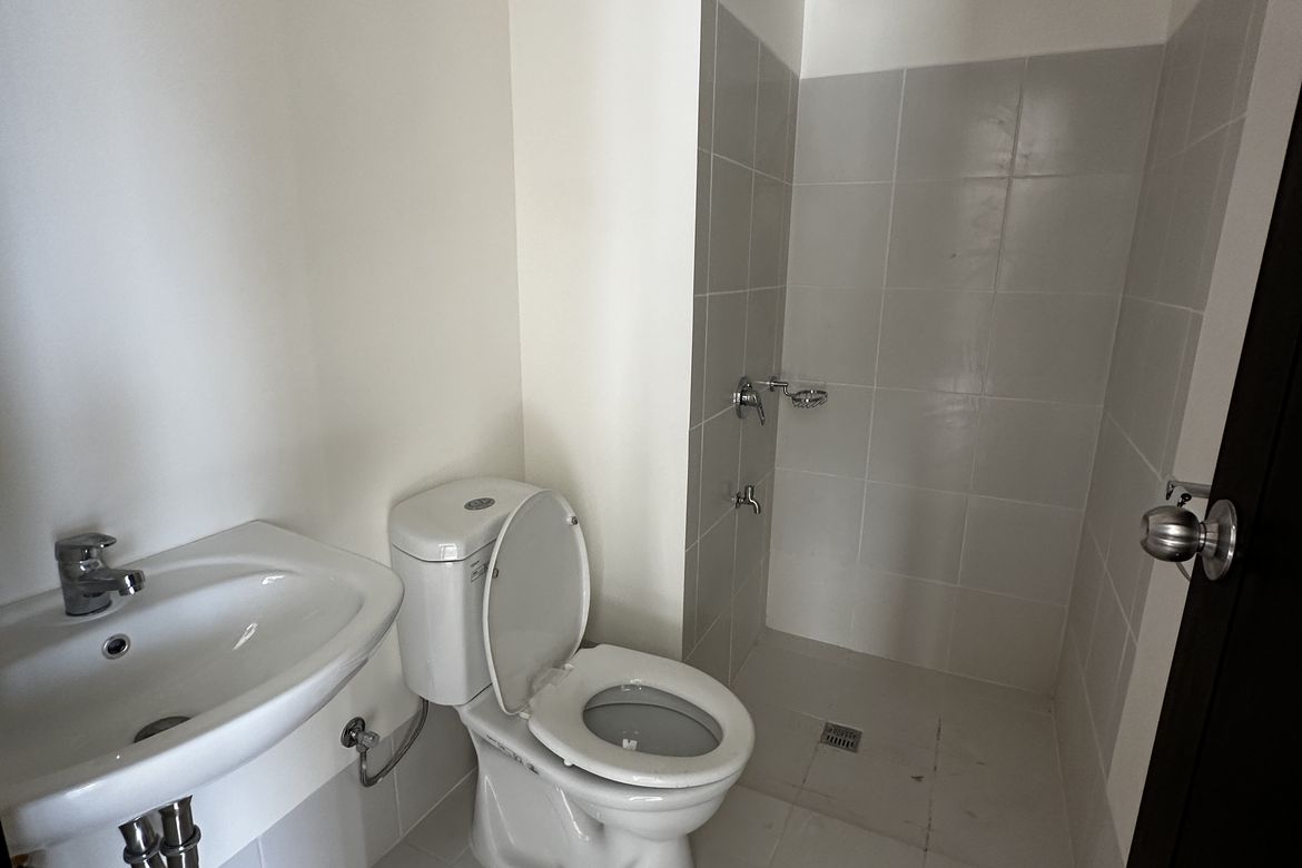 2 Bedroom Condo for Sale in The Rochester, San Joaquin, Pasig, Metro Manila – photo 5