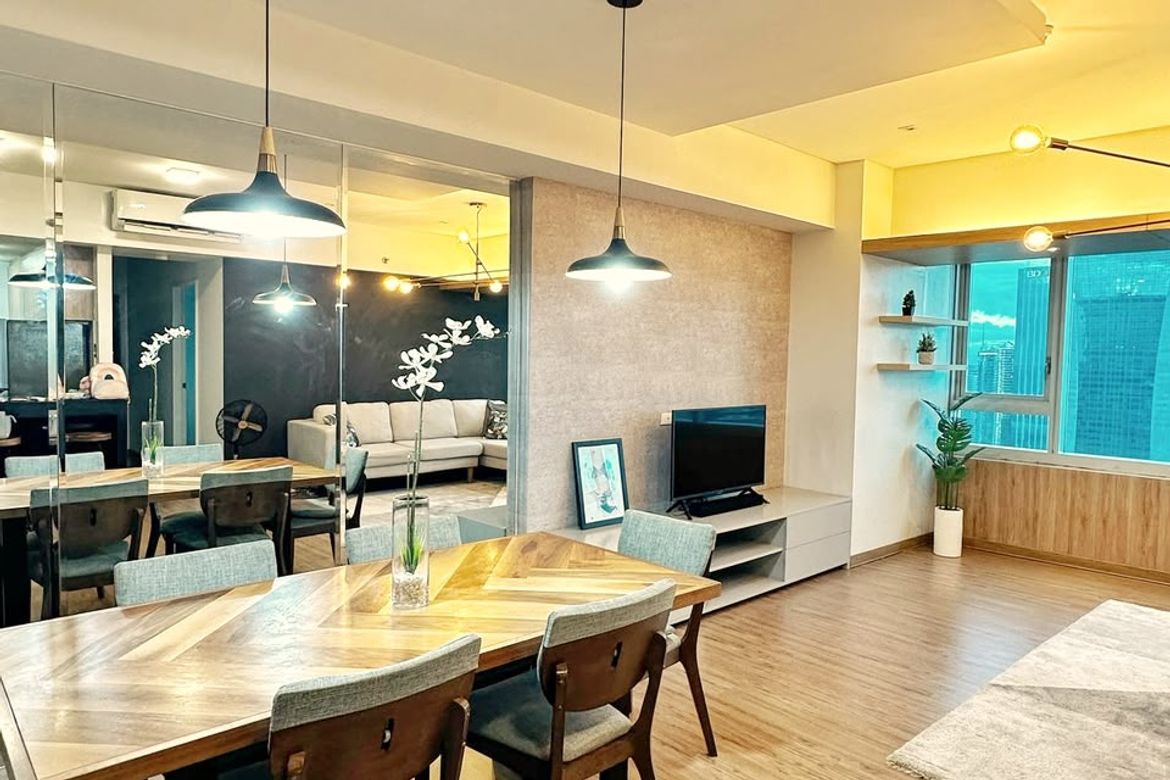2 Bedroom Condo for Sale in The St. Francis Shangri-La Place, Wack-Wack Greenhills, Mandaluyong, Metro Manila near MRT-3 Shaw Boulevard – photo 2