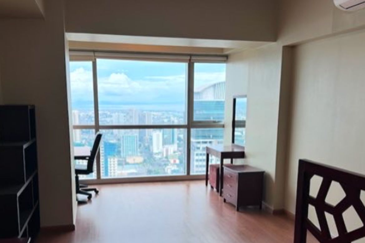 2 Bedroom Condo for Sale in The St. Francis Shangri-La Place, Wack-Wack Greenhills, Mandaluyong, Metro Manila near MRT-3 Shaw Boulevard – photo 6