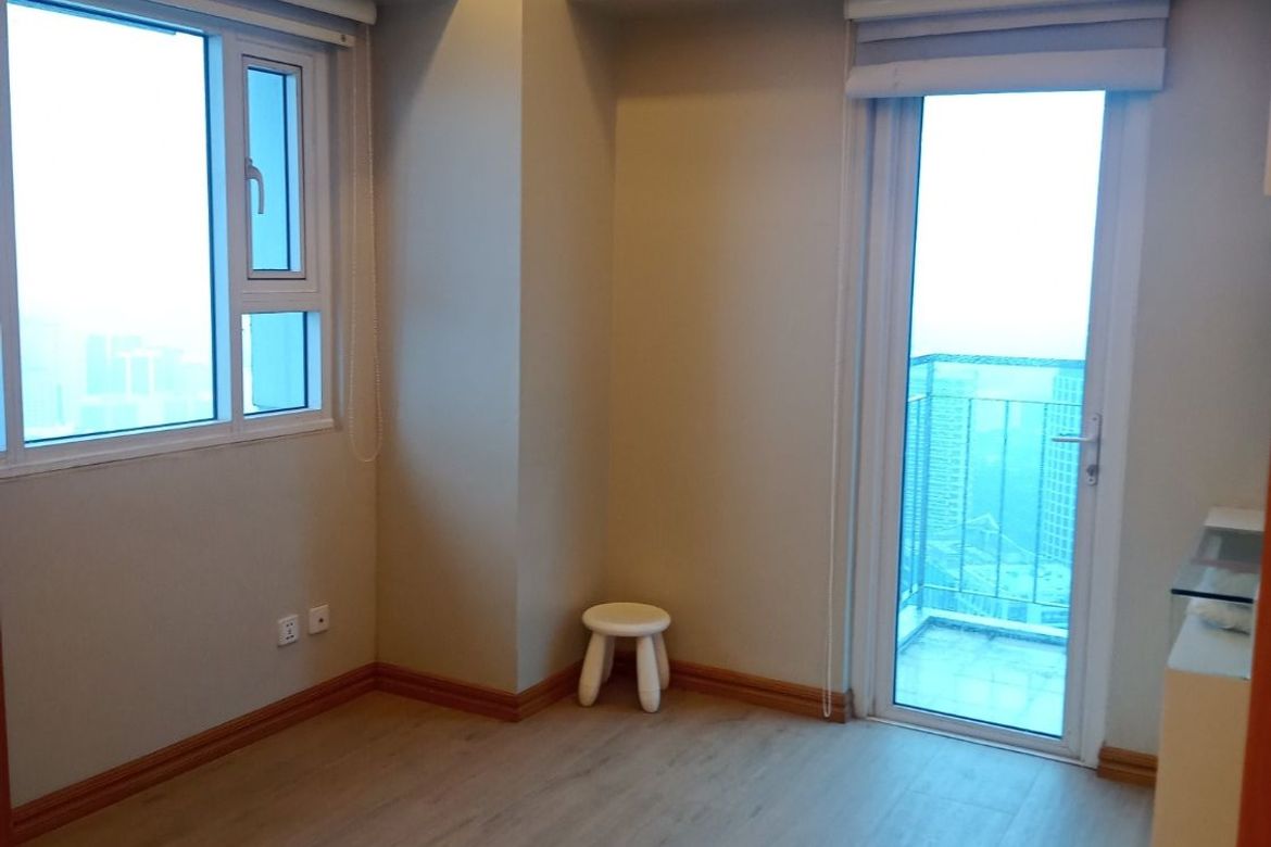 2 Bedroom Condo for Sale in The Trion Towers, BGC, Taguig – photo 8