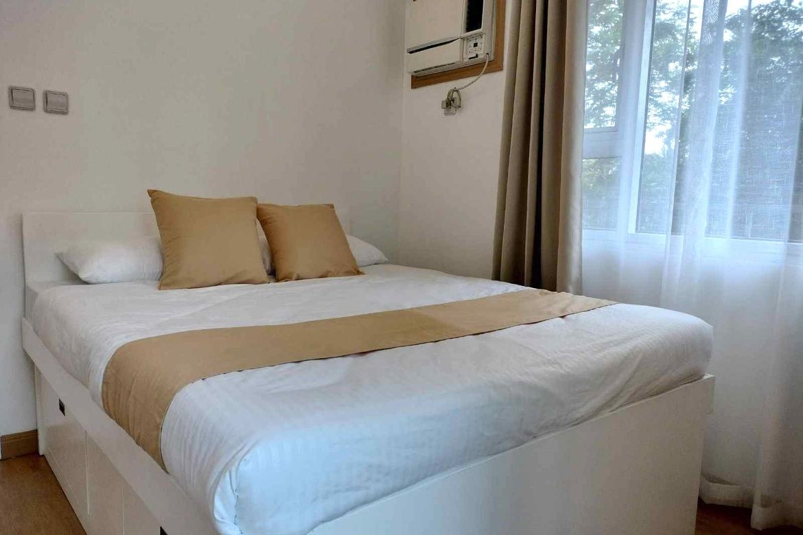 2 Bedroom Condo for Sale in The Trion Towers, BGC, Taguig, Metro Manila – photo 2