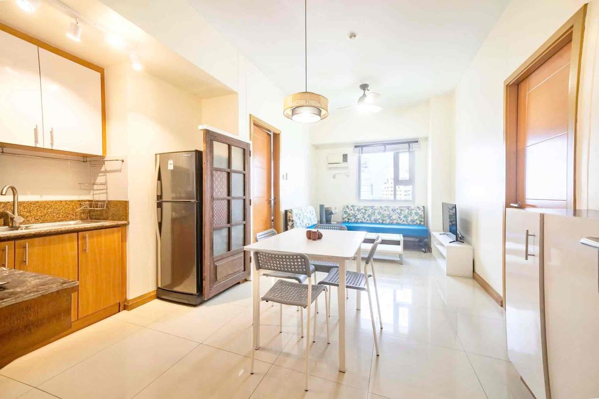 2 Bedroom Condo for Sale in The Trion Towers I, BGC, Taguig