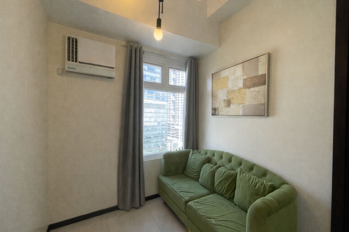 2 Bedroom Condo for Sale in The Trion Towers III, BGC, Taguig – photo 2