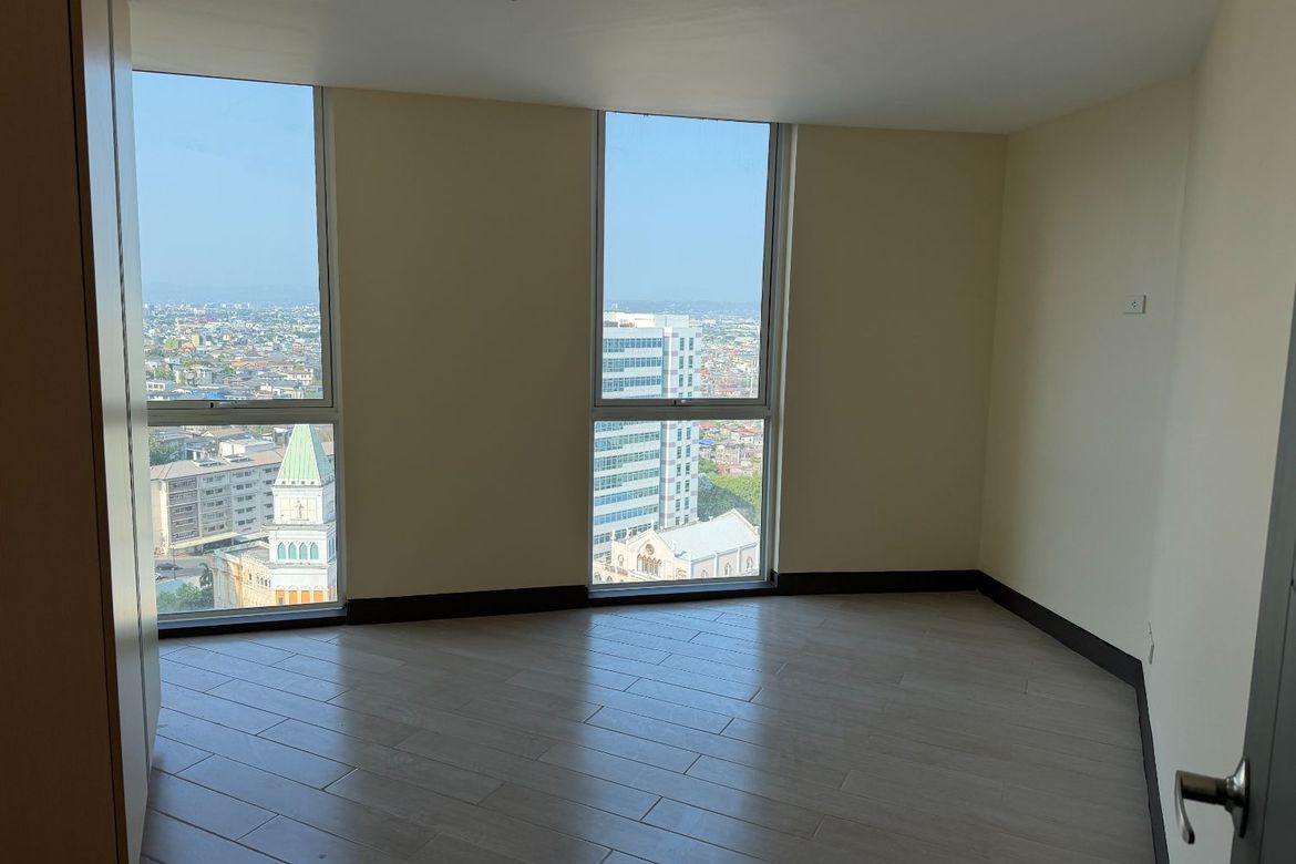 2 Bedroom Condo for Sale in The Venice Luxury Residences, McKinley Hill, Taguig, Metro Manila – photo 6