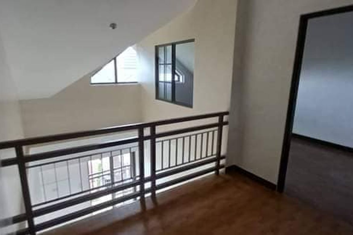 2 Bedroom Condo for Sale in The Wellington Courtyard, Kaybagal South, Tagaytay, Cavite – photo 3