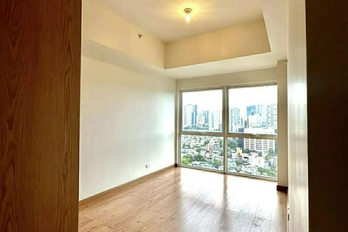 2 Bedroom Condo for Sale in Times Square West, BGC, Taguig – photo 5
