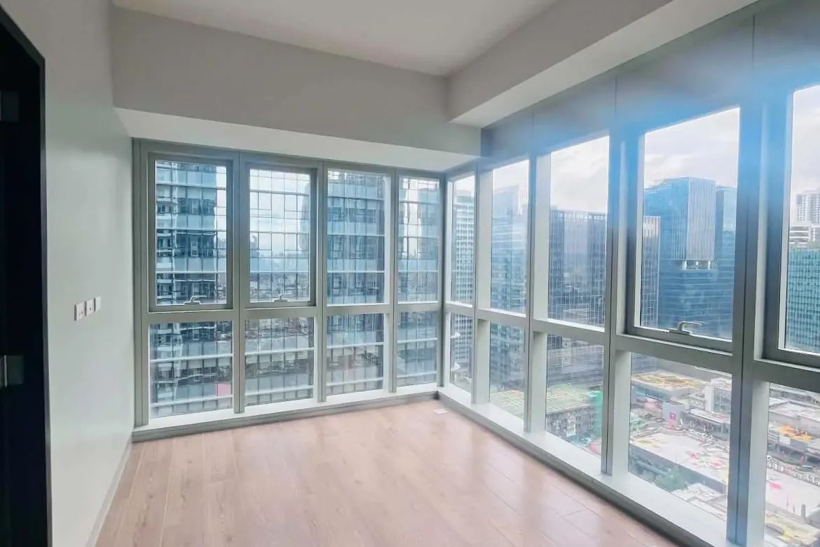 2 Bedroom Condo for Sale in Uptown Arts Residence, BGC, Taguig