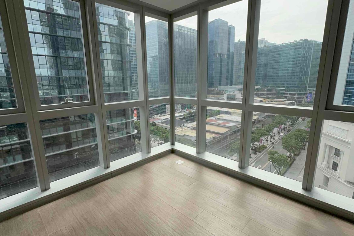 2 Bedroom Condo for Sale in Uptown Arts Residence, BGC, Taguig – photo 9