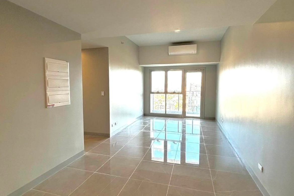 2 Bedroom Condo for Sale in Uptown Modern Residences, BGC, Taguig, Metro Manila – photo 5