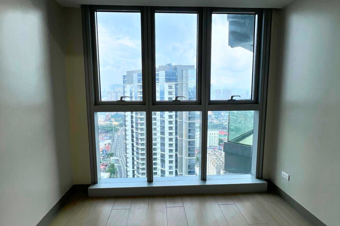 2 Bedroom Condo for Sale in Uptown Parksuites, BGC, Taguig – photo 12