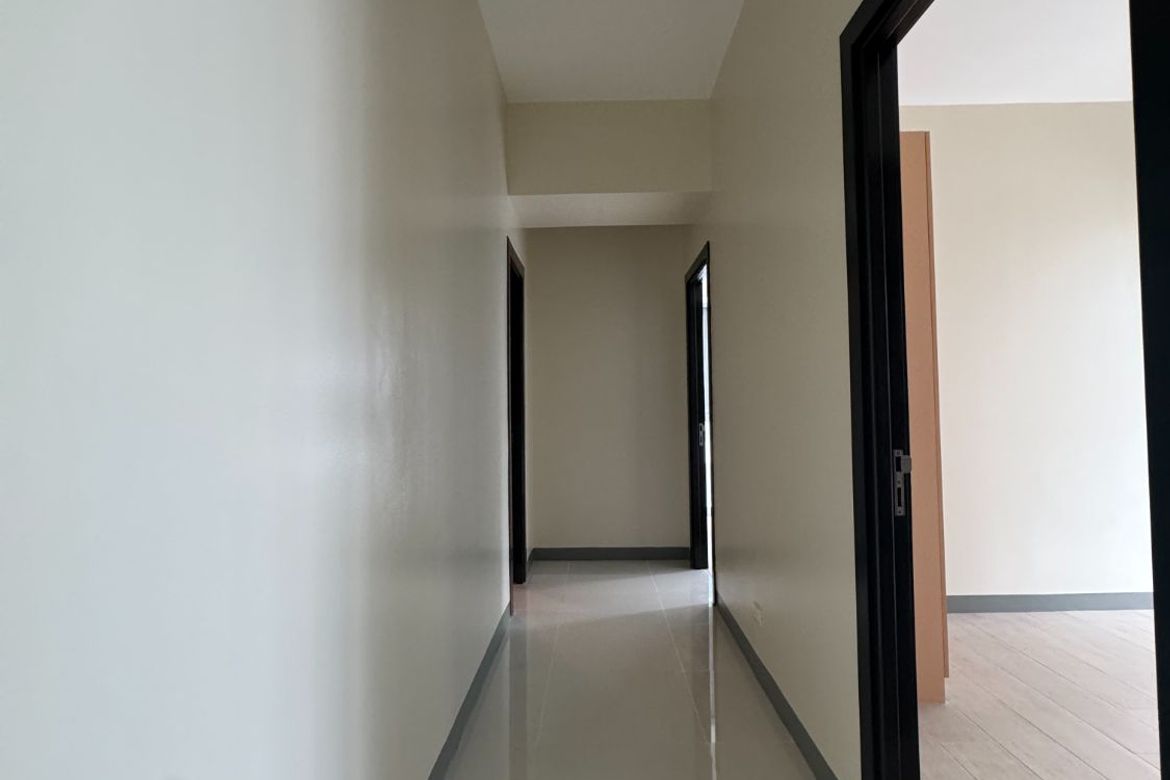 2 Bedroom Condo for Sale in Uptown Parksuites, BGC, Taguig – photo 10