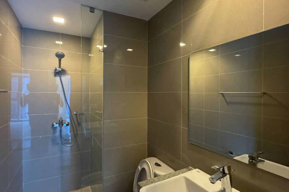 2 Bedroom Condo for Sale in Uptown Parksuites, BGC, Taguig – photo 12