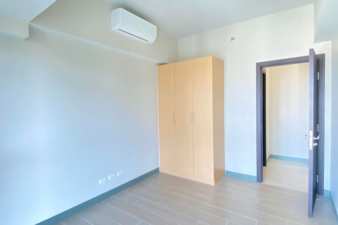 2 Bedroom Condo for Sale in Uptown Parksuites, BGC, Taguig, Metro Manila – photo 2