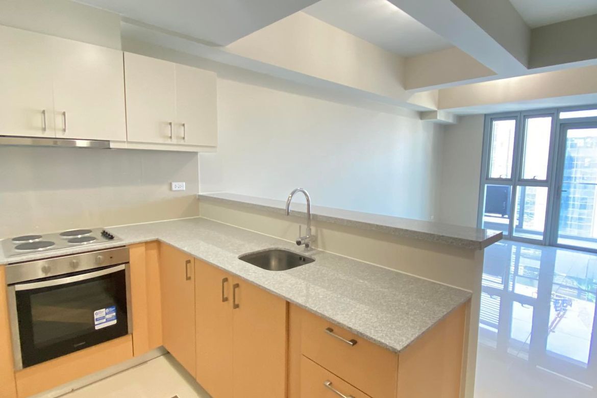 2 Bedroom Condo for Sale in Uptown Parksuites, BGC, Taguig, Metro Manila – photo 4