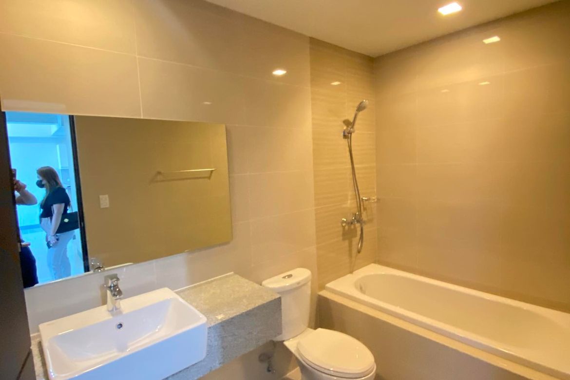 2 Bedroom Condo for Sale in Uptown Parksuites, BGC, Taguig, Metro Manila – photo 5