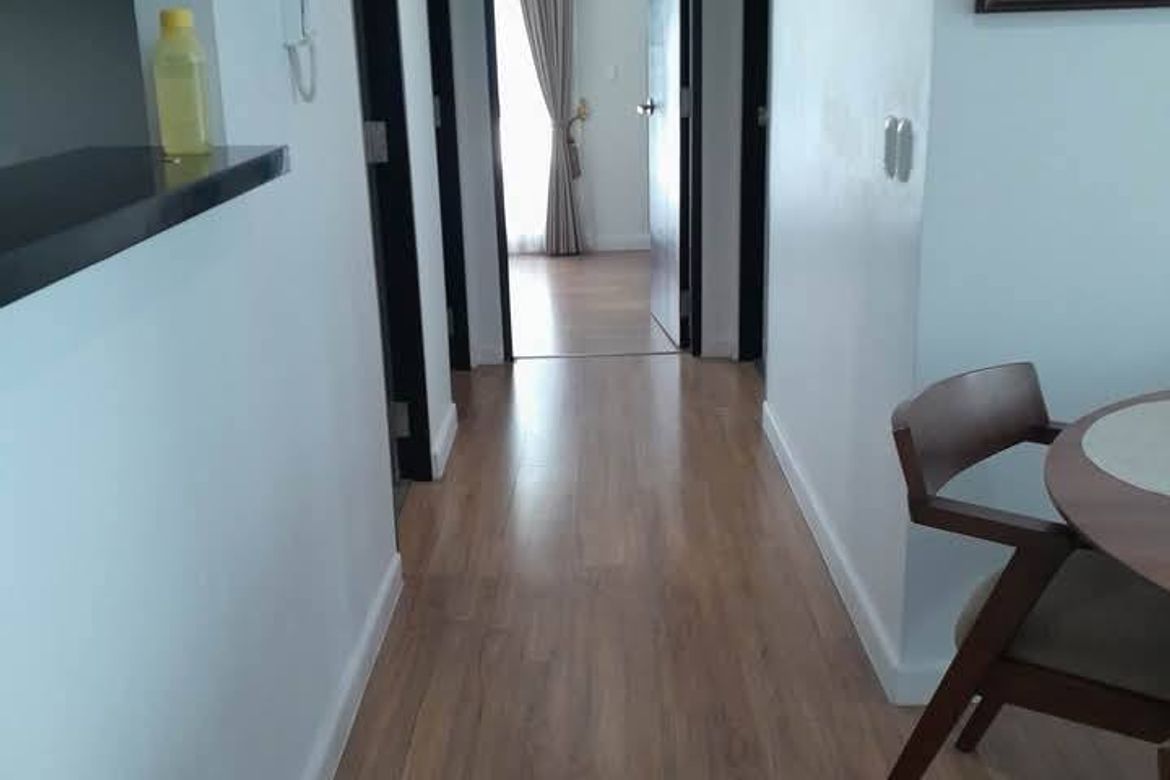 2 Bedroom Condo for Sale in Urdaneta, Makati City near MRT-3 Buendia – photo 10