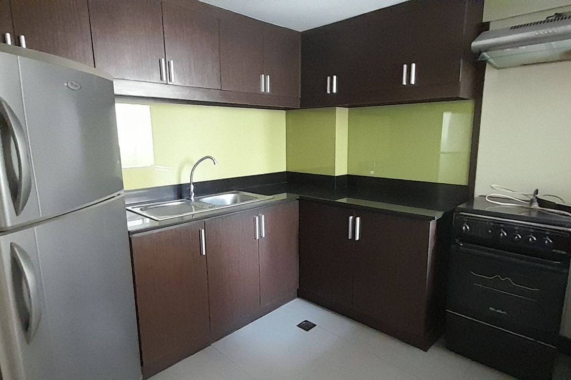 2 Bedroom Condo for Sale in Valencia, Quezon City, Metro Manila near LRT-2 Gilmore – photo 4